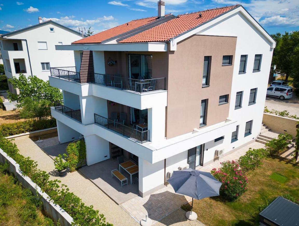 Vila Primorka Apartmani Oleander Šilo Buitenkant foto
