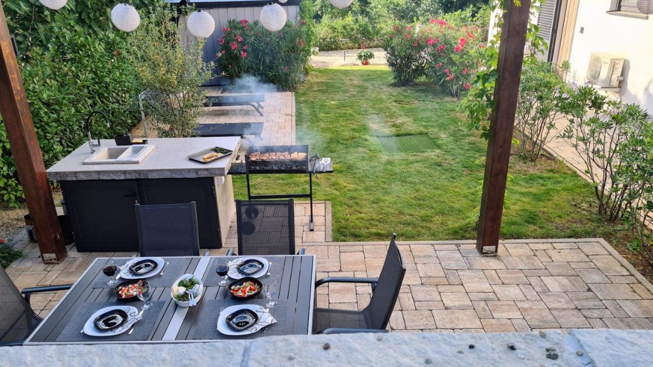 Vila Primorka Apartmani Oleander Šilo Buitenkant foto